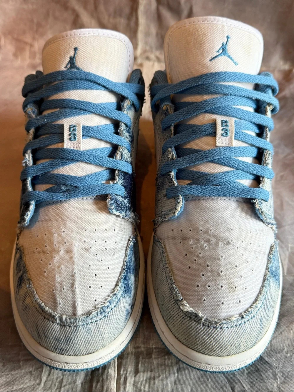 Nike Air Jordan Retro 1 Low “Denim” size 7Y